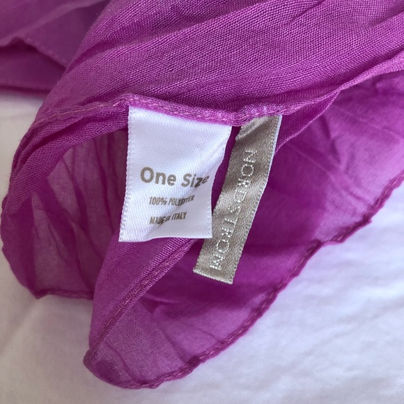 EUC Nordstrom Oversized scarf gray print & purple - Picture 2 of 2